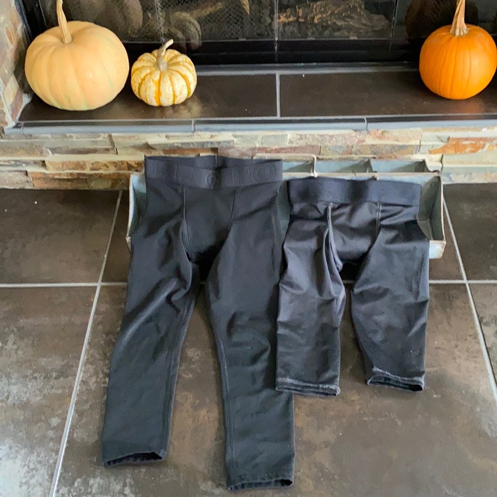 2 pairs of athletic tights, Champion 9 brand, boys size XS (4-5)